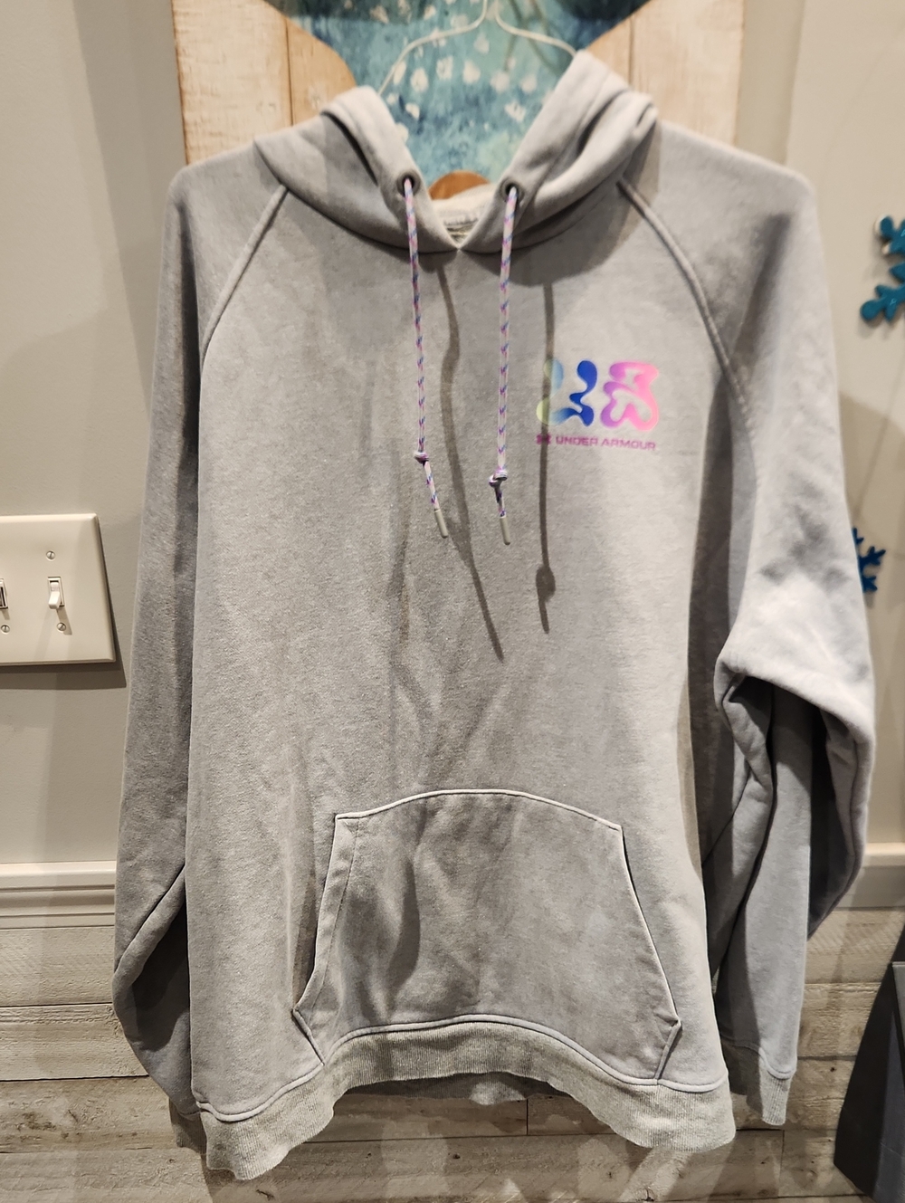 EUC Under Armour Women's Sz 3XL Pullover Grey Hoodie